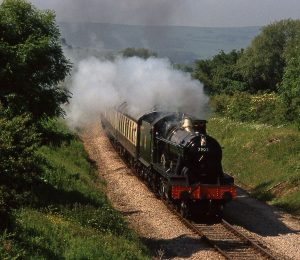Photo 1 - 1 June 2007 - Hailes Abbey (GlosWarks Rly) - 7903 working through to Toddington